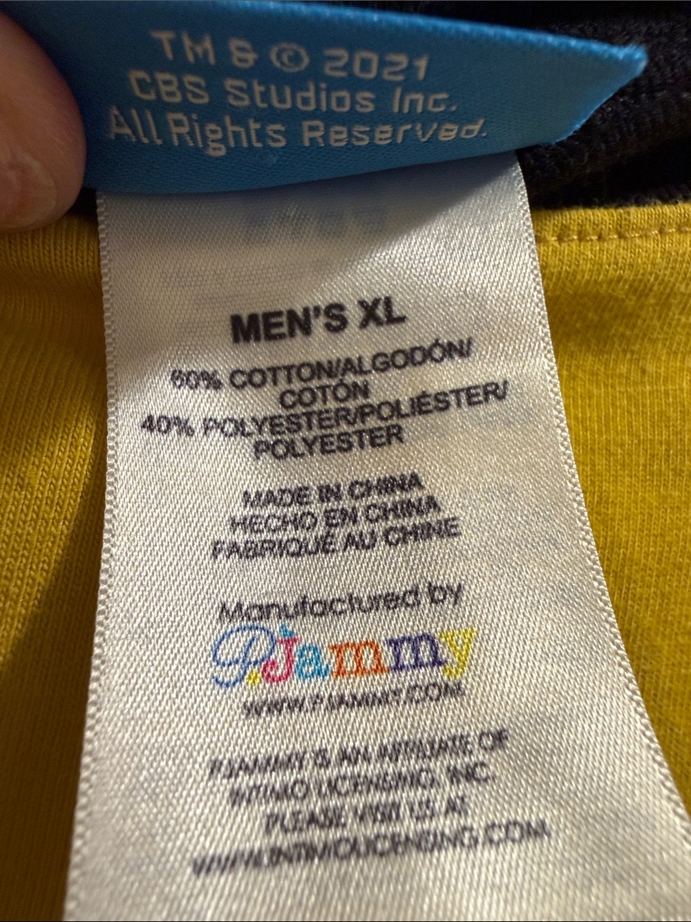 Star Trek Yellow Captain Kirk XL  shirt - Picture 3 of 5